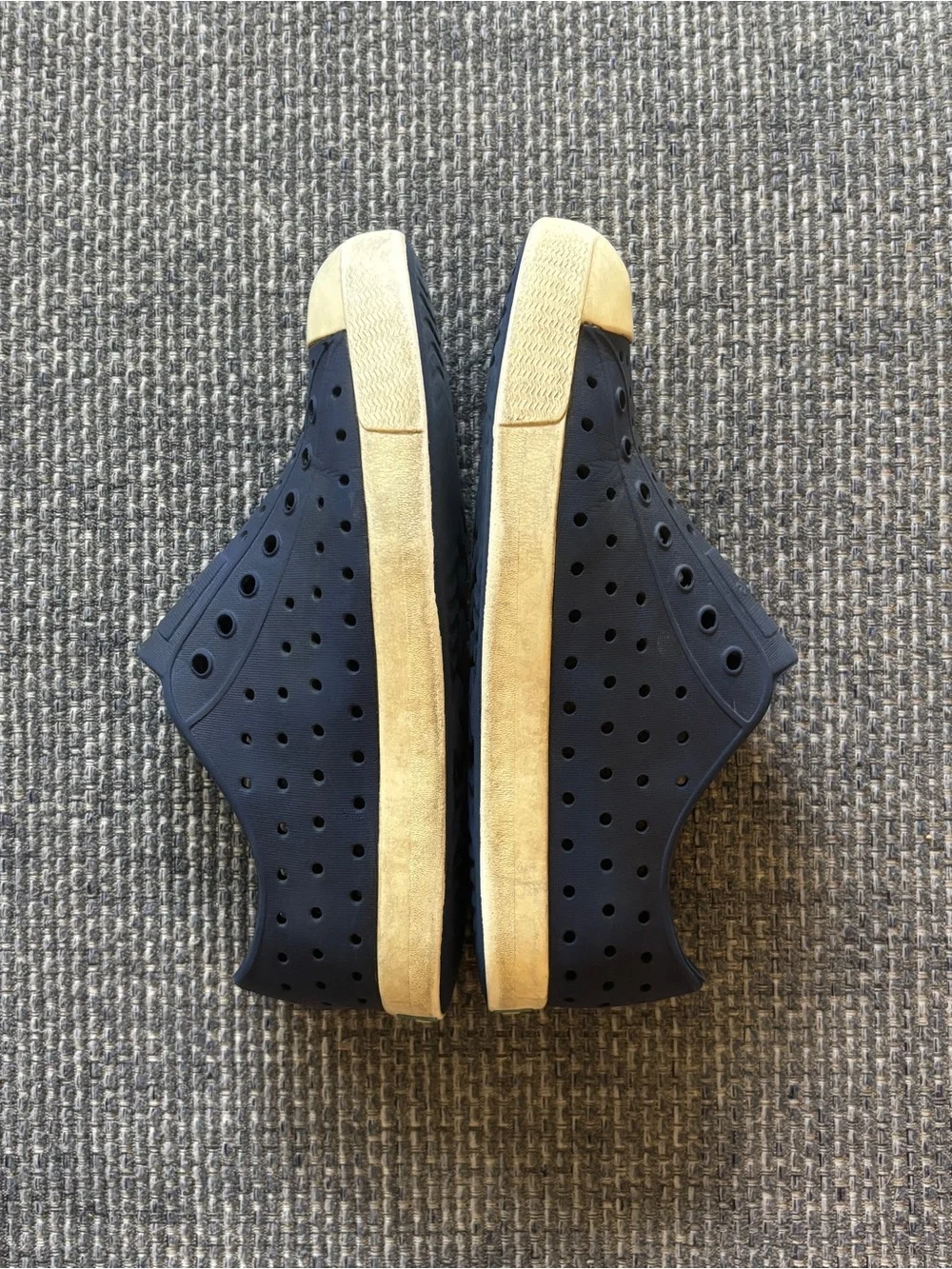 Native Shoes Jefferson Slip-On Water Shoes Regatta Blue and White | Kids Size J3